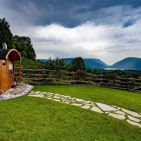 Casa Corte Dei Rode * Chies d'Alpago