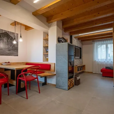 Casa Corte Dei Rode * Chies d'Alpago