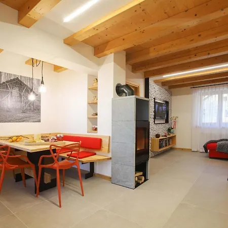 Casa Corte Dei Rode Apartamento Chies d'Alpago